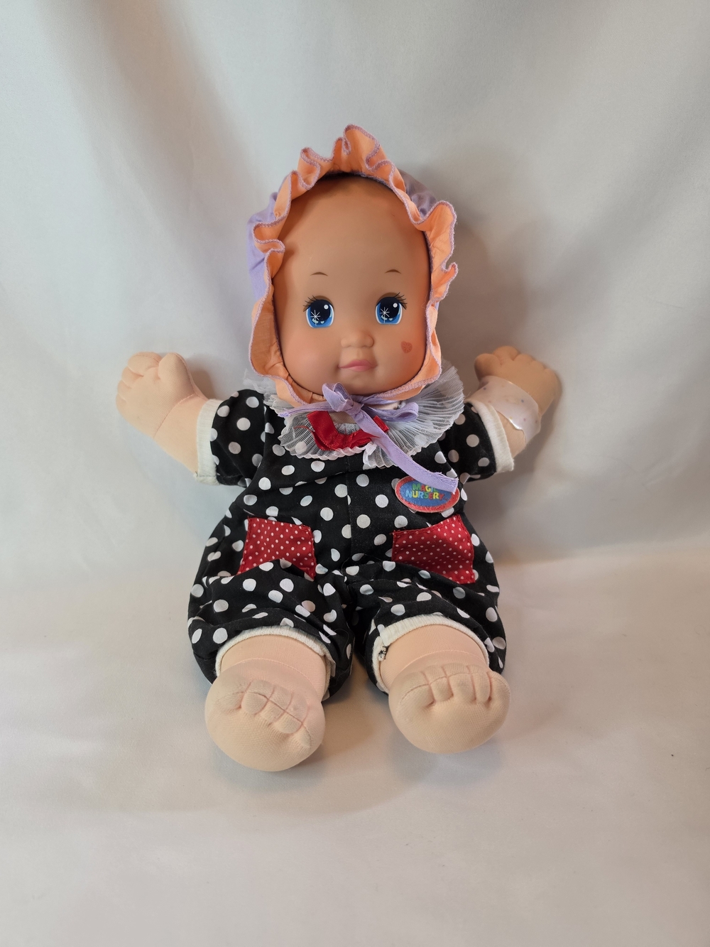 Vintage 1989 Mattel Magic Nursery Brunette Girl Doll.